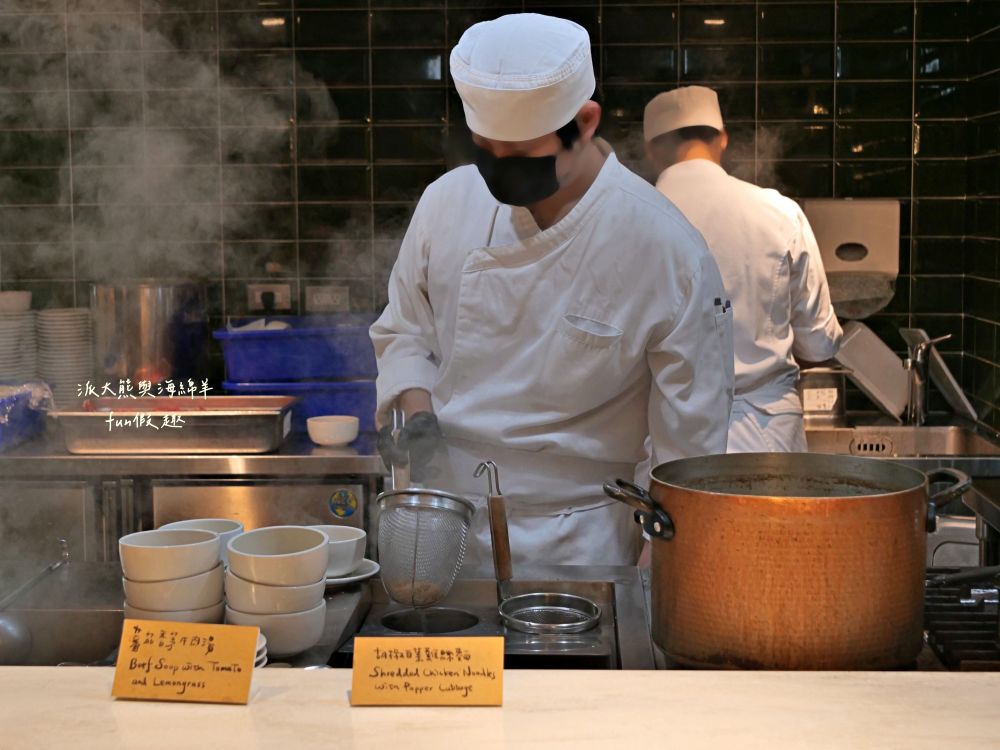 榕廷百匯餐廳︱絕美用餐大廳，餐點種類豐富且品質佳，更能自由選擇用餐時段與客製化早午餐服務，讓房客輕鬆享用美好早餐時光︱禧榕軒大飯店（Grand Banyan Hotel）早餐