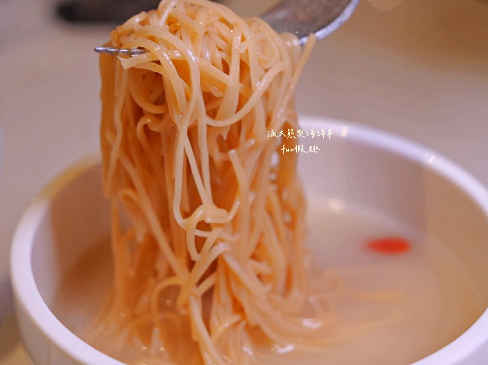 榕廷百匯餐廳︱絕美用餐大廳，餐點種類豐富且品質佳，更能自由選擇用餐時段與客製化早午餐服務，讓房客輕鬆享用美好早餐時光︱禧榕軒大飯店（Grand Banyan Hotel）早餐