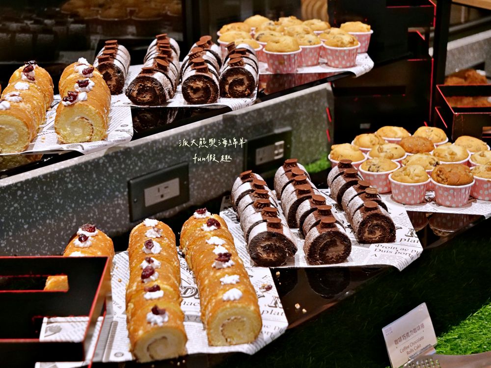 榕廷百匯餐廳︱絕美用餐大廳，餐點種類豐富且品質佳，更能自由選擇用餐時段與客製化早午餐服務，讓房客輕鬆享用美好早餐時光︱禧榕軒大飯店（Grand Banyan Hotel）早餐