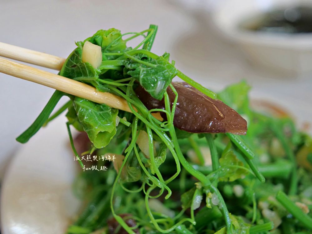 原鄉食堂|隱藏南投清境農場旁的原住民風味餐廳,餐點平價美味又飽足!是走訪清境農場的用餐好選擇(必點刺蔥葉烘蛋&馬告土雞鍋&銷魂烤肉拼盤)~吃了2次囉! - 第26張圖 原鄉食堂|隱藏南投清境農場旁的原住民風味餐廳,餐點平價美味又飽足!是走訪清境農場的用餐好選擇(必點刺蔥葉烘蛋&馬告土雞鍋&銷魂烤肉拼盤)~吃了2次囉!