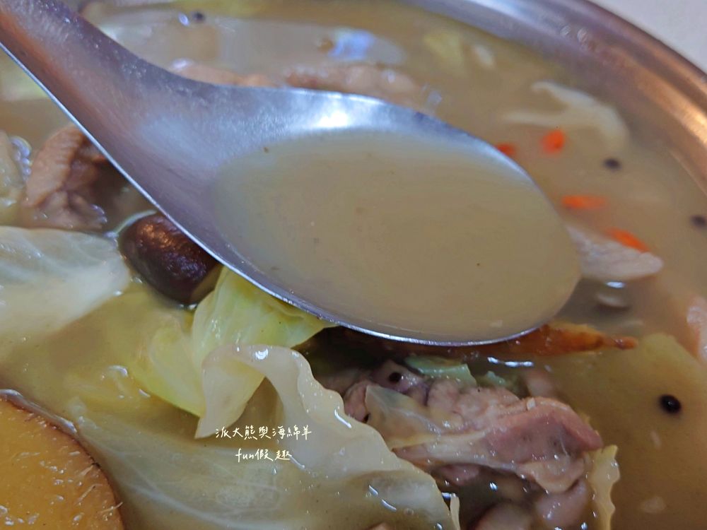 原鄉食堂|隱藏南投清境農場旁的原住民風味餐廳,餐點平價美味又飽足!是走訪清境農場的用餐好選擇(必點刺蔥葉烘蛋&馬告土雞鍋&銷魂烤肉拼盤)~吃了2次囉! - 第42張圖 原鄉食堂|隱藏南投清境農場旁的原住民風味餐廳,餐點平價美味又飽足!是走訪清境農場的用餐好選擇(必點刺蔥葉烘蛋&馬告土雞鍋&銷魂烤肉拼盤)~吃了2次囉!