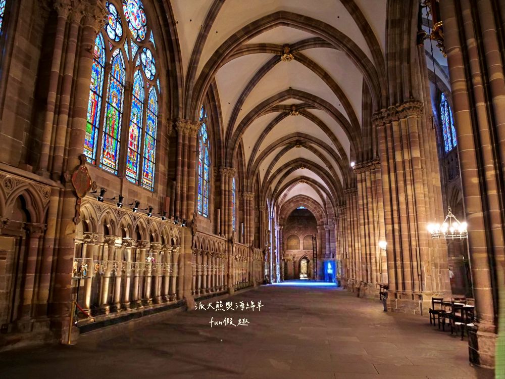 2025史特拉斯堡主座教堂Cathédrale Notre Dame de Strasbourg︱集哥德藝術、粉紅砂岩與世界第六高教堂等特點，偉大精緻的奇蹟～春季德瑞13日夢幻跟團︱DAY3-7史特拉斯堡必訪教堂地標