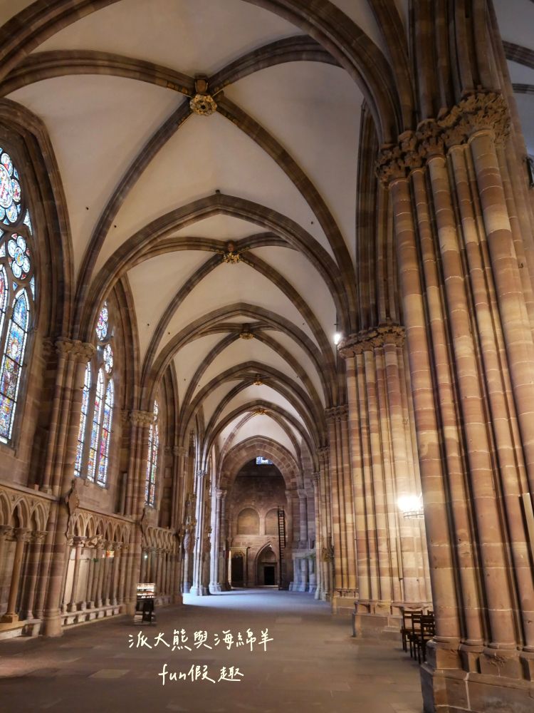 2025史特拉斯堡主座教堂Cathédrale Notre Dame de Strasbourg︱集哥德藝術、粉紅砂岩與世界第六高教堂等特點,偉大精緻的奇蹟~春季德瑞13日夢幻跟團︱DAY3-7史特拉斯堡必訪教堂地標 - 第13張圖 2025史特拉斯堡主座教堂Cathédrale Notre Dame de Strasbourg︱集哥德藝術、粉紅砂岩與世界第六高教堂等特點,偉大精緻的奇蹟~春季德瑞13日夢幻跟團︱DAY3-7史特拉斯堡必訪教堂地標