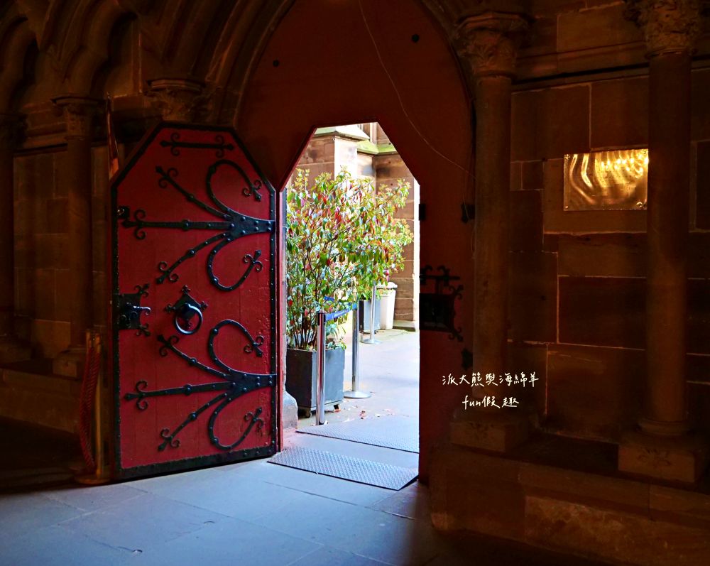 2025史特拉斯堡主座教堂Cathédrale Notre Dame de Strasbourg︱集哥德藝術、粉紅砂岩與世界第六高教堂等特點，偉大精緻的奇蹟～春季德瑞13日夢幻跟團︱DAY3-7史特拉斯堡必訪教堂地標