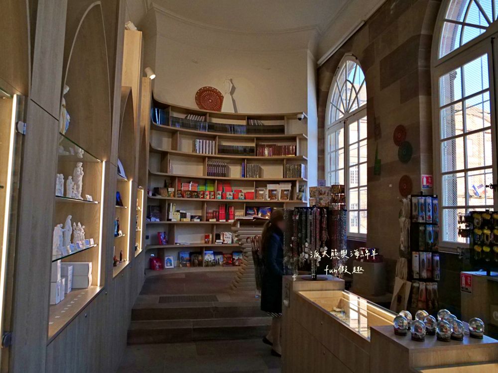 2025史特拉斯堡主座教堂Cathédrale Notre Dame de Strasbourg︱集哥德藝術、粉紅砂岩與世界第六高教堂等特點,偉大精緻的奇蹟~春季德瑞13日夢幻跟團︱DAY3-7史特拉斯堡必訪教堂地標 - 第38張圖 2025史特拉斯堡主座教堂Cathédrale Notre Dame de Strasbourg︱集哥德藝術、粉紅砂岩與世界第六高教堂等特點,偉大精緻的奇蹟~春季德瑞13日夢幻跟團︱DAY3-7史特拉斯堡必訪教堂地標