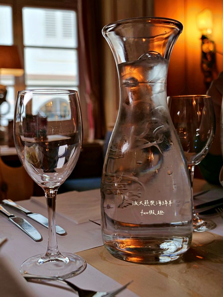 Löwenbräu Baden-Baden︱在絕美啤酒花園享用香嫩厚實烤豬排，品味傳統百年獅子啤酒與經典德國黑森林蛋糕︱春季德瑞13日夢幻跟團︱DAY3-4巴登巴登餐廳推薦～