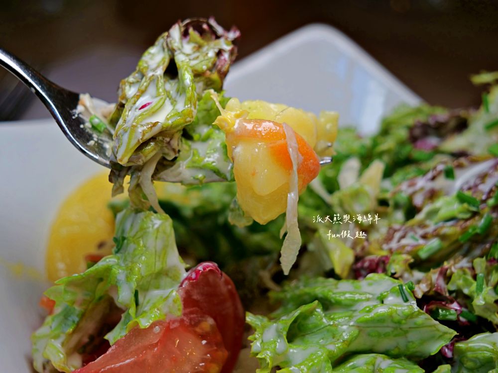 Löwenbräu Baden-Baden︱在絕美啤酒花園享用香嫩厚實烤豬排，品味傳統百年獅子啤酒與經典德國黑森林蛋糕︱春季德瑞13日夢幻跟團︱DAY3-4巴登巴登餐廳推薦～