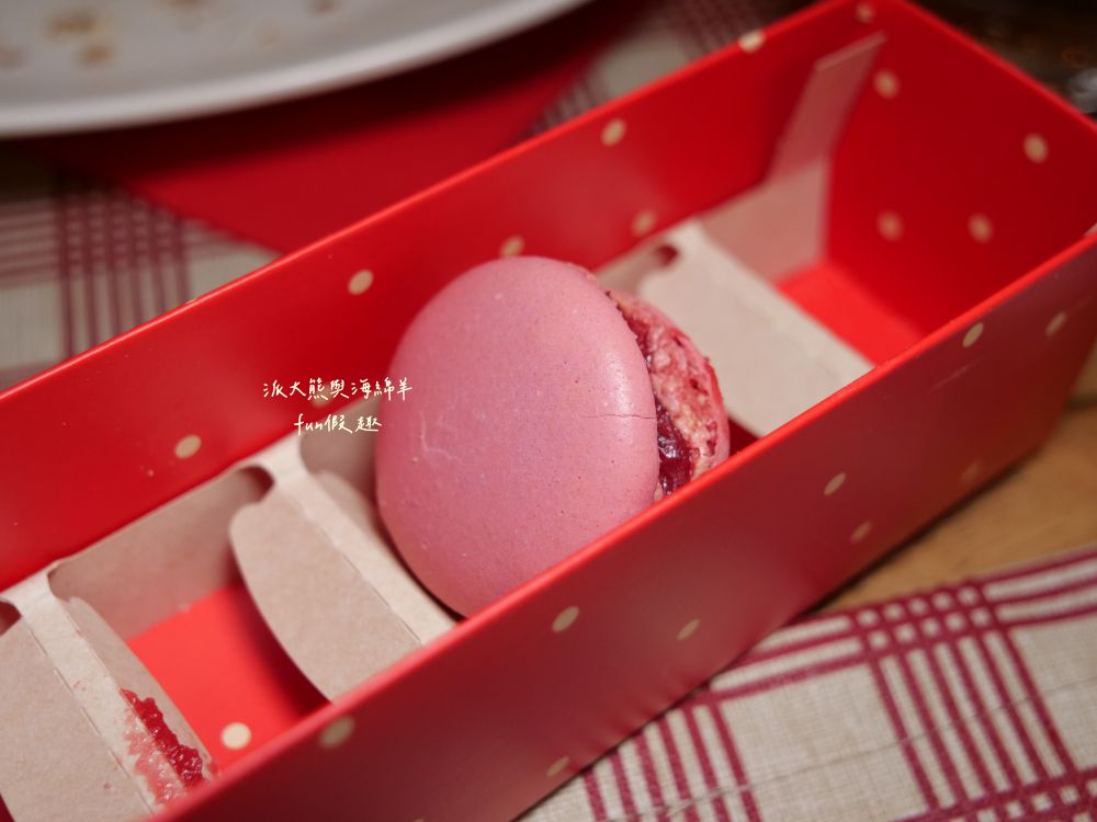 Maison Alsacienne de Biscuiterie馬卡龍︱史特拉斯堡必吃法式甜點！開箱五顏六色馬卡龍，入口即化的甜蜜滋味，在地人氣伴手禮推薦～春季德瑞13日夢幻跟團︱DAY3-6