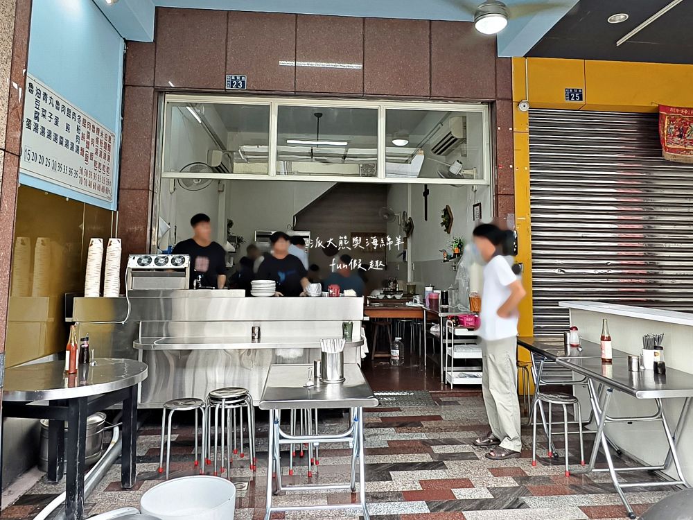 2025葉家古早味｜南投集賢路老字號麵館！除招牌南投意麵外，魯肉飯、油豆腐、隔間肉與冬粉肉湯同樣不容錯過，銅板價格很親民，難怪用餐時段經常人氣爆棚！