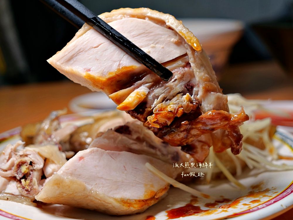 賣麵炎仔｜大稻埕高CP值排隊美食，超過80年老字號，米其林必比登推介6連霸！低調老店生意卻是超火熱！
