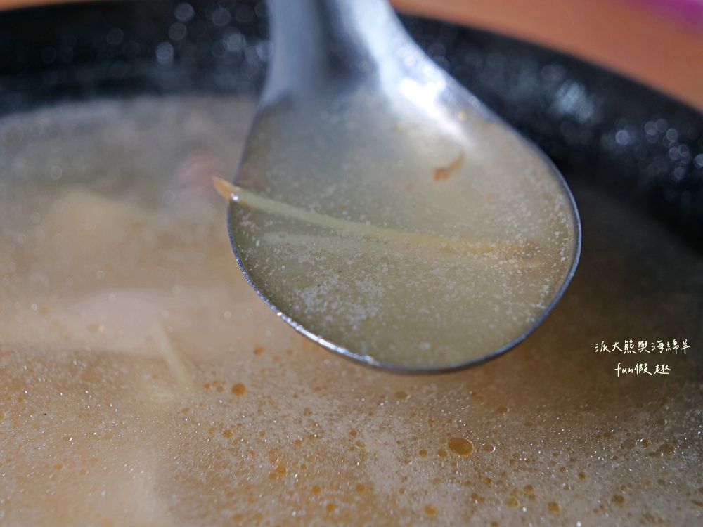 賣麵炎仔｜大稻埕高CP值排隊美食，超過80年老字號，米其林必比登推介6連霸！低調老店生意卻是超火熱！