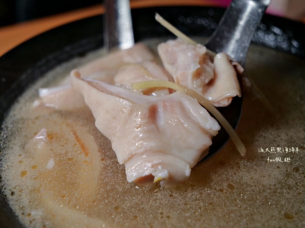 賣麵炎仔｜大稻埕高CP值排隊美食，超過80年老字號，米其林必比登推介6連霸！低調老店生意卻是超火熱！