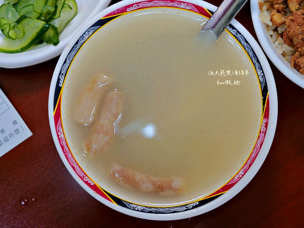 2025龍緣魯肉飯｜鄰近建成圓環與中山捷運站、生意超好的大稻埕古早味！承襲原龍鳳號70年經典手藝，必點魯肉飯、四神湯、香菇肉羹、五香肉捲～（菜單）