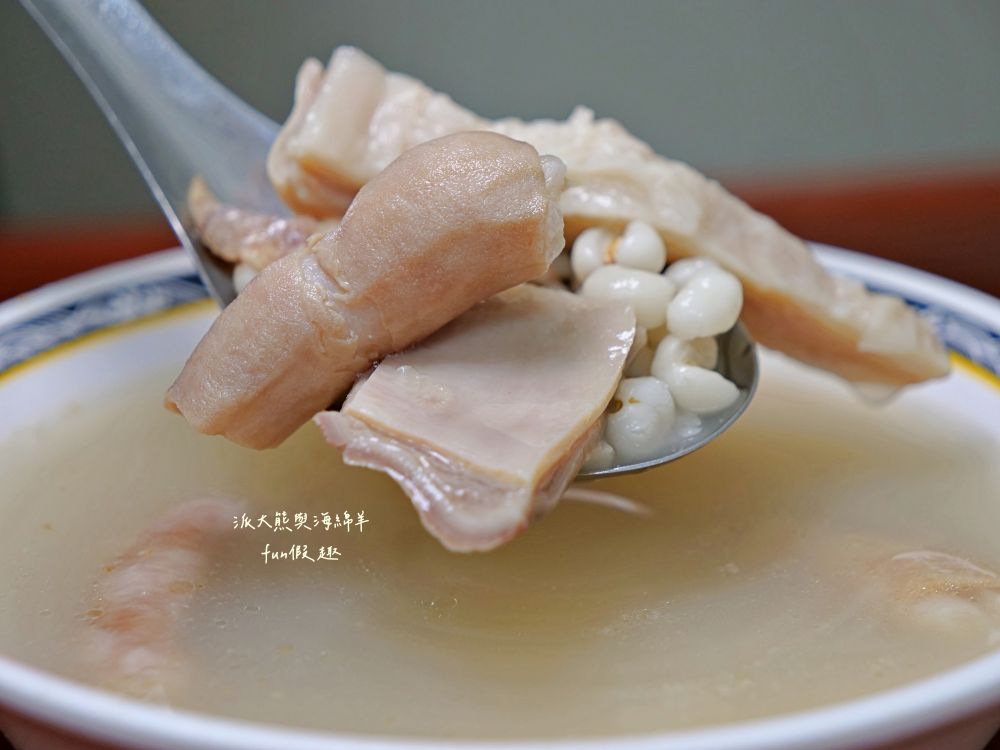 2025龍緣魯肉飯｜鄰近建成圓環與中山捷運站、生意超好的大稻埕古早味！承襲原龍鳳號70年經典手藝，必點魯肉飯、四神湯、香菇肉羹、五香肉捲～（菜單）