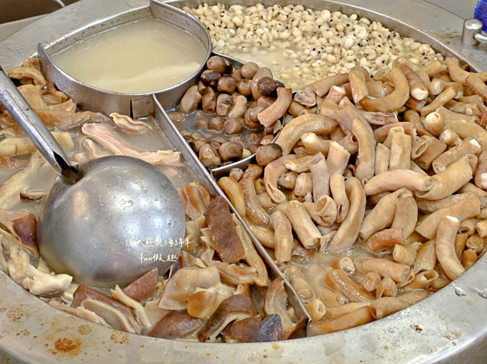 2025龍緣魯肉飯｜鄰近建成圓環與中山捷運站、生意超好的大稻埕古早味！承襲原龍鳳號70年經典手藝，必點魯肉飯、四神湯、香菇肉羹、五香肉捲～（菜單）