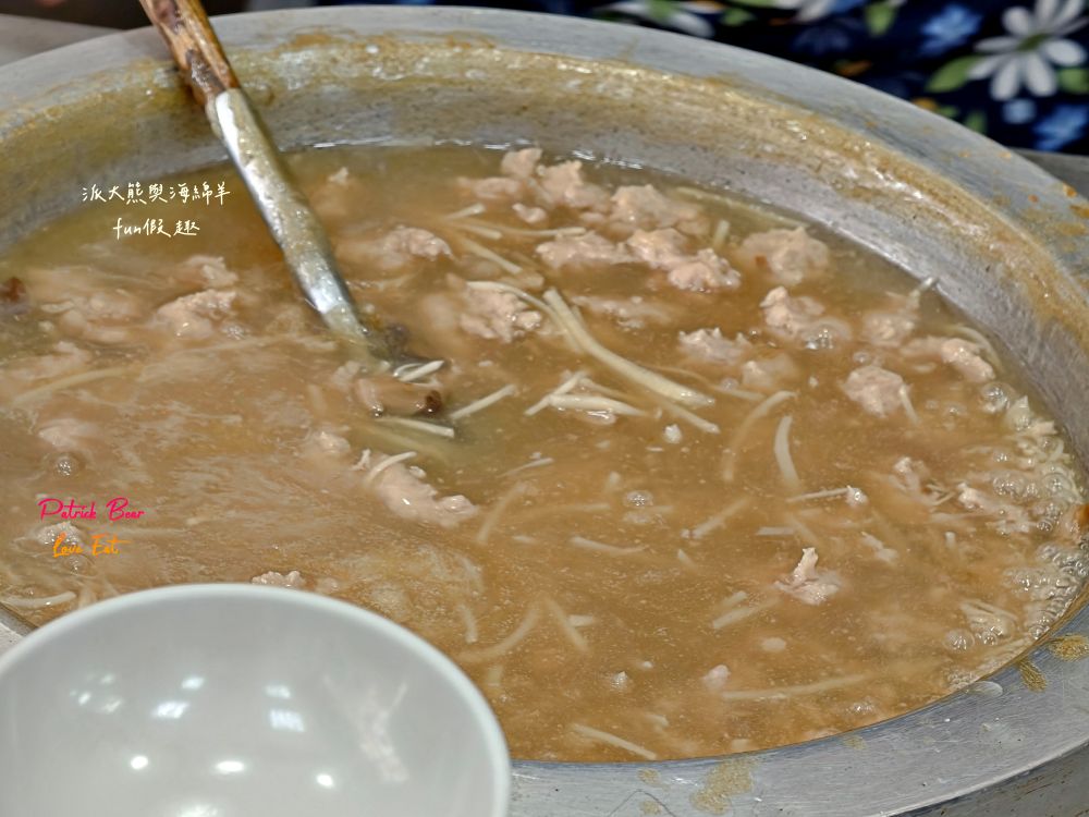 2025龍緣魯肉飯｜鄰近建成圓環與中山捷運站、生意超好的大稻埕古早味！承襲原龍鳳號70年經典手藝，必點魯肉飯、四神湯、香菇肉羹、五香肉捲～（菜單）