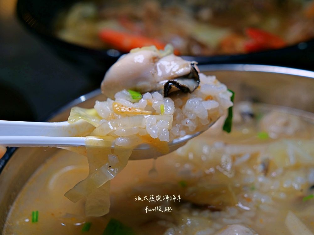 2025嵐楓水產｜藏身草屯新大觀市場的隱藏美食！平價海鮮鍋物、湯飯，還有超濃郁砂鍋鮭魚頭，市場攤位卻有超水準海鮮料理！滿滿料超暖胃～114