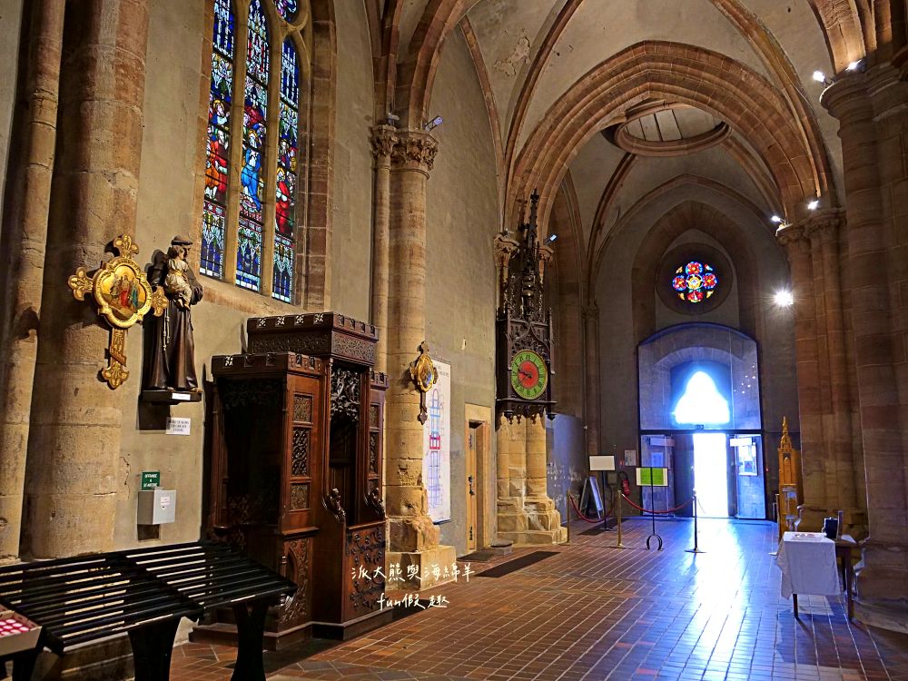 科爾馬景點篇︱朝聖霍爾的移動城堡藍圖（Pfister House）、聖瑪爾定教堂（Collégiale Saint-Martin de Colmar）與人頭屋（Maison des Têtes）︱春季德瑞13日夢幻跟團︱DAY4-2～Colmar PART2