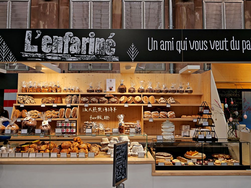 2025科爾馬美食購物篇︱Marché Couvert Colmar(百年市場)、PAUL Colmar Centre(可頌麵包)、La Belle Alsace(紀念品專賣)、Colmar WISTUB BRENNER(米其林推薦餐廳)︱春季德瑞13日夢幻跟團︱DAY4-3～