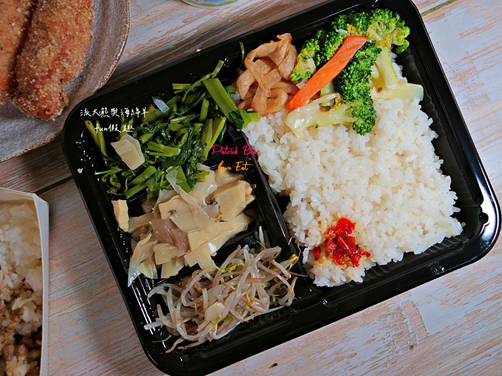 2025凱哥早午餐｜便當店也能像早午餐店這麼有質感？份量十足、用心烹調，紅燒肉、八兩雞排、酥炸大雞腿、紅燒虱目魚肚，讓上班族天天都想報到的好店～114.5.16開幕