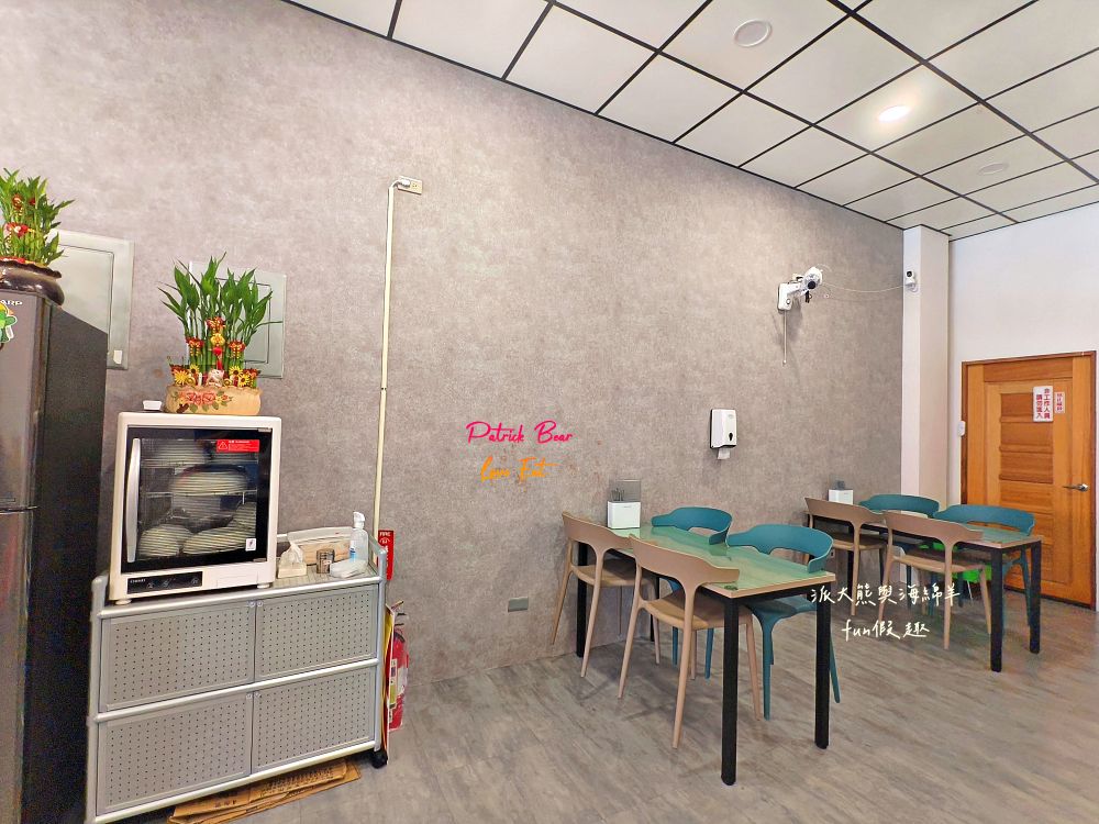 2025凱哥早午餐｜便當店也能像早午餐店這麼有質感？份量十足、用心烹調，紅燒肉、八兩雞排、酥炸大雞腿、紅燒虱目魚肚，讓上班族天天都想報到的好店～114.5.16開幕