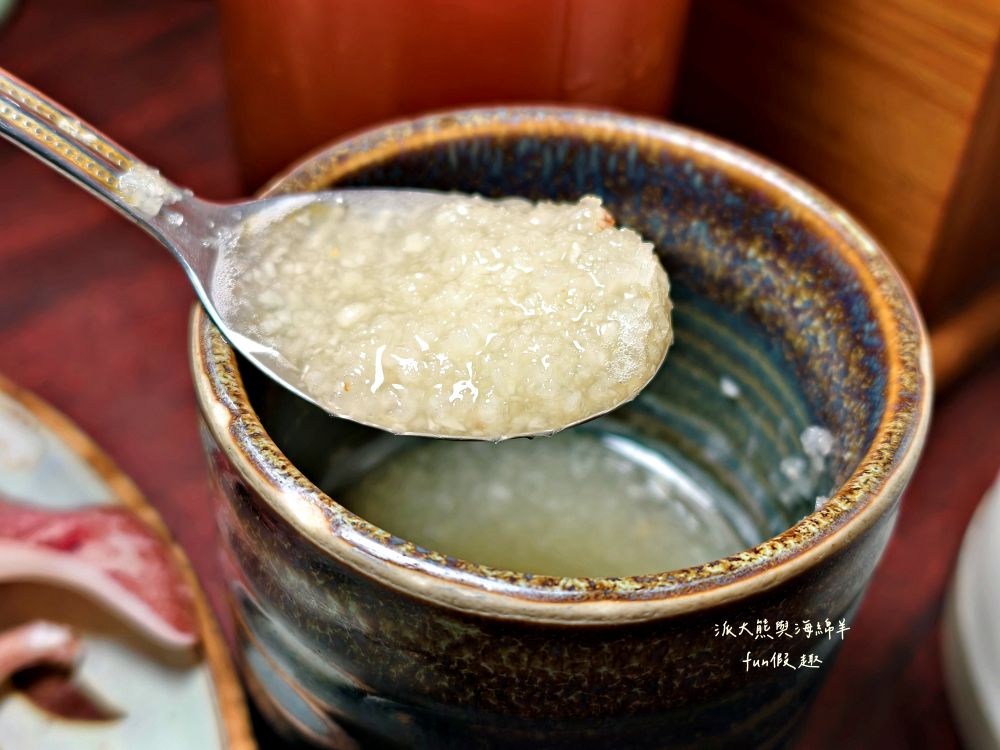 再發號百年肉粽｜臺南中西區肉粽老字號，1872創立（清同治十一年），歷經五代傳承，營業至今超過150年，首推特製八寶肉粽，搭配時光騎樓老屋、木窗及磨石子地，感受最道地的台味日常！（2022～2024榮獲米其林餐盤推薦）～