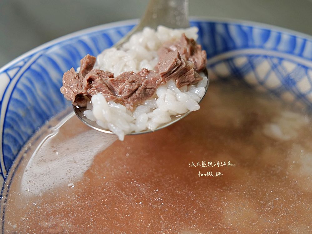 2025石精臼牛肉湯｜點心城發跡、二代接手、營業超過50年，臺南老牌溫體牛肉湯，純粹牛味直球對決，不定時提供牛腩、牛筋、骨髓、牛雜、牛舌等隱藏湯品！