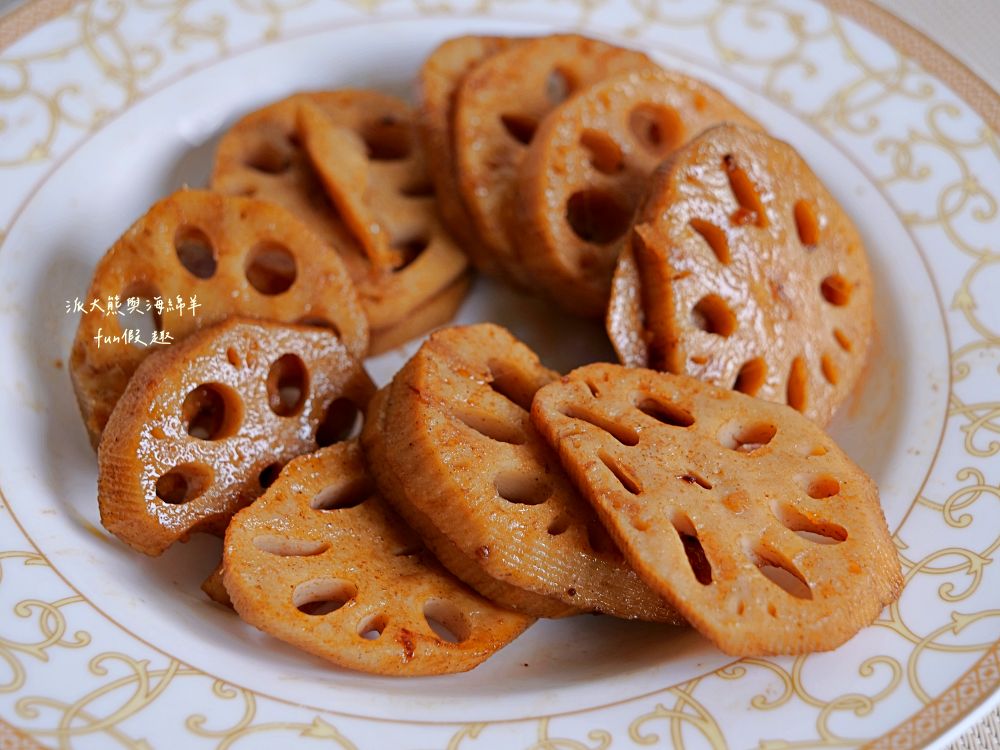 2025麻辣飄香｜中興新村第一市場正宗四川滷味，花椒直送還原川味本色，涮嘴不膩好滋味，還有麻辣飄香小龍蝦，椒麻噴香、辣勁過癮，剩餘湯頭還能煮麻辣鍋！