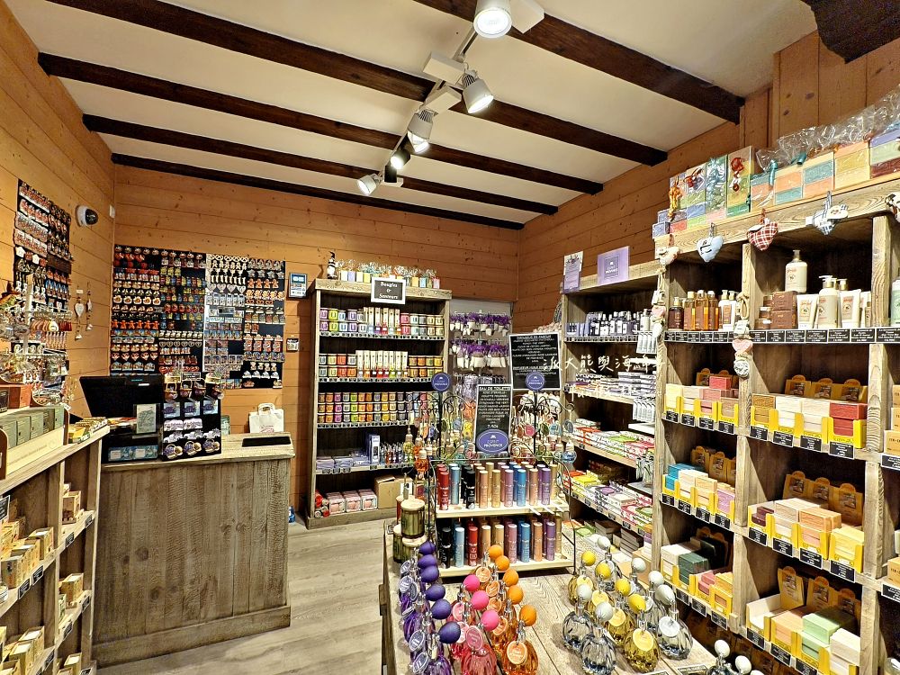 2025里克威爾Riquewihr伴手禮︱Savonnerie de Riquewihr：必買馬賽香皂（Savon de Marseille） ～春季德瑞13日夢幻跟團︱DAY4-6