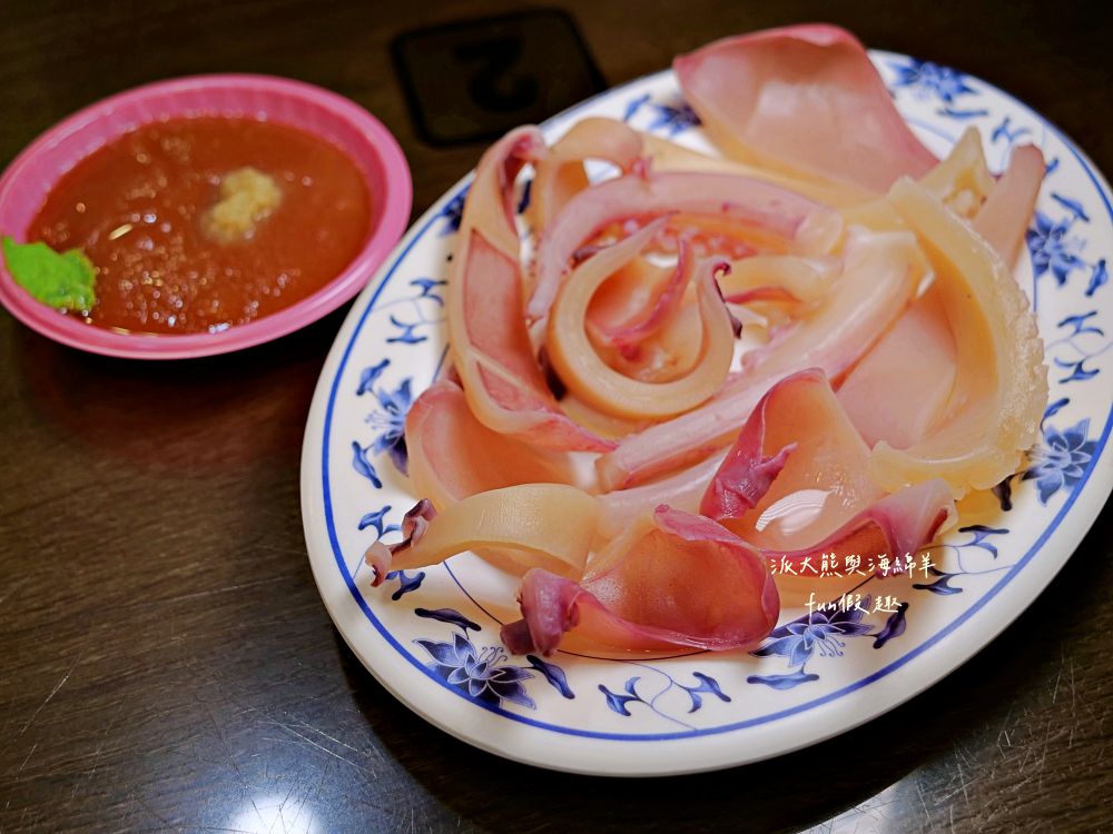 2025李媽媽民族鍋燒老店｜自1963年開業至今，臺南人從小吃到大的經典鍋燒麵老字號！海產意麵、酸辣大麵、活魷魚全都必點，超過60年始終如一的好味道與人情味，即使排隊也甘願～