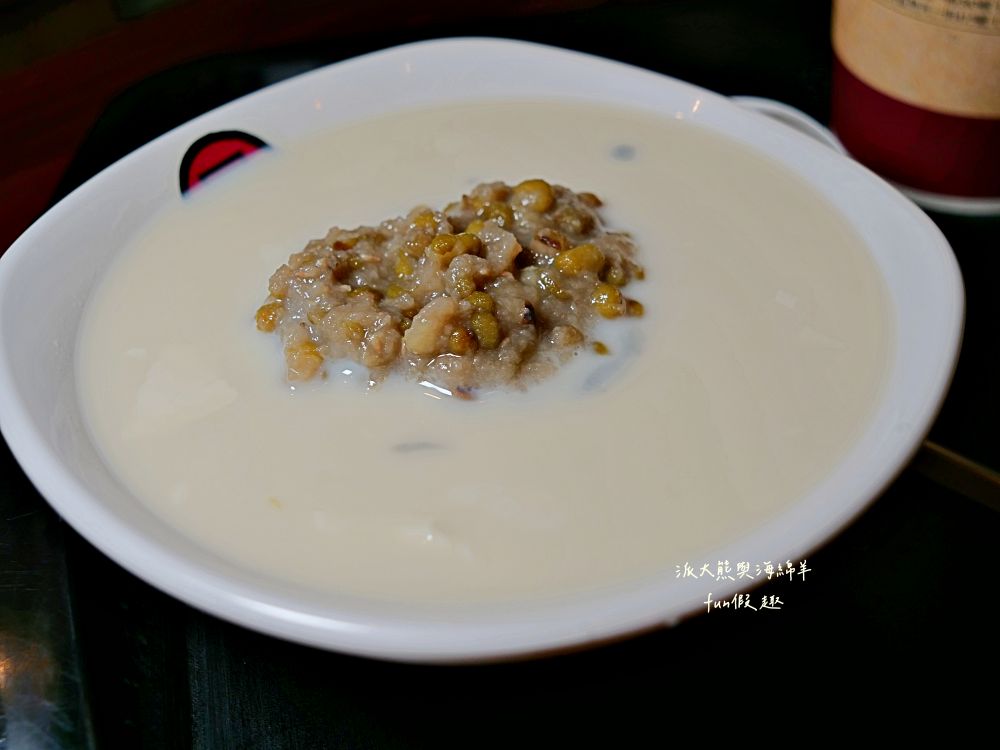 2025同記安平豆花｜走過半世紀的臺南古早味！同記安平豆花民族路分店，國宴指定點心，老屋再生的懷舊豆香時光，重溫府城最經典的味道！