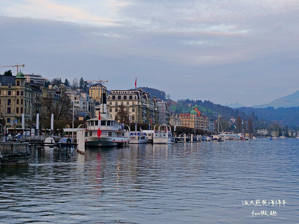 琉森Luzern︱感受琉森湖（Vierwaldstättersee）的湖光山色，聆聽垂死獅子像（Löwendenkmal）的無聲嘆息︱春季德瑞13日夢幻跟團︱DAY4-7～市區散策PART1