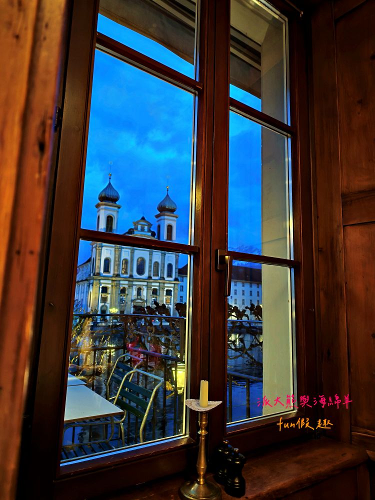 Restaurant Schiff︱瑞士琉森老城區美食~走進卡貝爾橋畔的微醺時光:品嚐一口道地的琉森老靈魂!春季德瑞13日夢幻跟團︱DAY4-10 - 第12張圖 Restaurant Schiff︱瑞士琉森老城區美食~走進卡貝爾橋畔的微醺時光:品嚐一口道地的琉森老靈魂!春季德瑞13日夢幻跟團︱DAY4-10