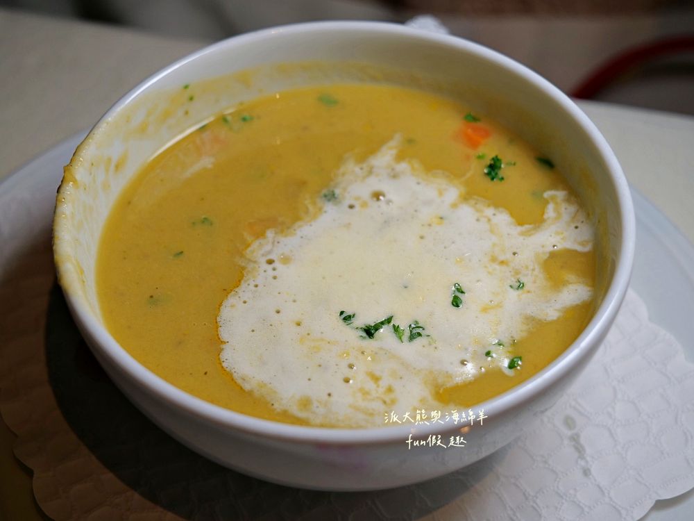 Restaurant Schiff︱瑞士琉森老城區美食～走進卡貝爾橋畔的微醺時光：品嚐一口道地的琉森老靈魂！春季德瑞13日夢幻跟團︱DAY4-10