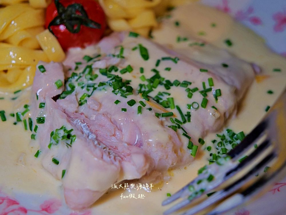 Restaurant Schiff︱瑞士琉森老城區美食~走進卡貝爾橋畔的微醺時光:品嚐一口道地的琉森老靈魂!春季德瑞13日夢幻跟團︱DAY4-10 - 第34張圖 Restaurant Schiff︱瑞士琉森老城區美食~走進卡貝爾橋畔的微醺時光:品嚐一口道地的琉森老靈魂!春季德瑞13日夢幻跟團︱DAY4-10