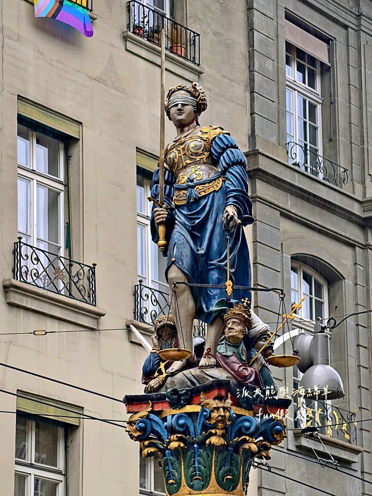 瑞士伯恩（Bern）散策︱玫瑰園（Rosengarten）俯瞰世界文化遺產舊城區！伯爾尼必看天文鐘表演與熊公園，絕美U型河灣與愛因斯坦故居（含交通攻略）春季德瑞13日夢幻跟團︱DAY5-1～