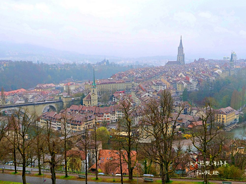 瑞士伯恩（Bern）散策︱玫瑰園（Rosengarten）俯瞰世界文化遺產舊城區！伯爾尼必看天文鐘表演與熊公園，絕美U型河灣與愛因斯坦故居（含交通攻略）春季德瑞13日夢幻跟團︱DAY5-1～
