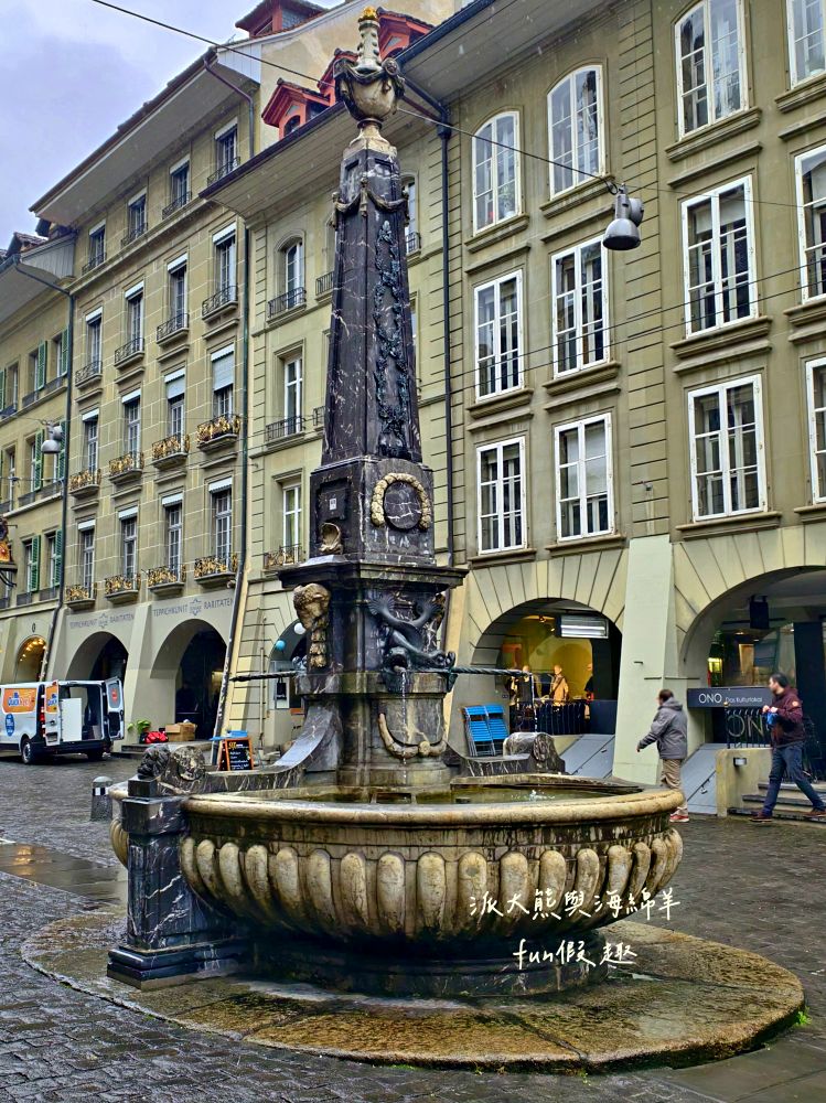 瑞士伯恩（Bern）散策︱玫瑰園（Rosengarten）俯瞰世界文化遺產舊城區！伯爾尼必看天文鐘表演與熊公園，絕美U型河灣與愛因斯坦故居（含交通攻略）春季德瑞13日夢幻跟團︱DAY5-1～