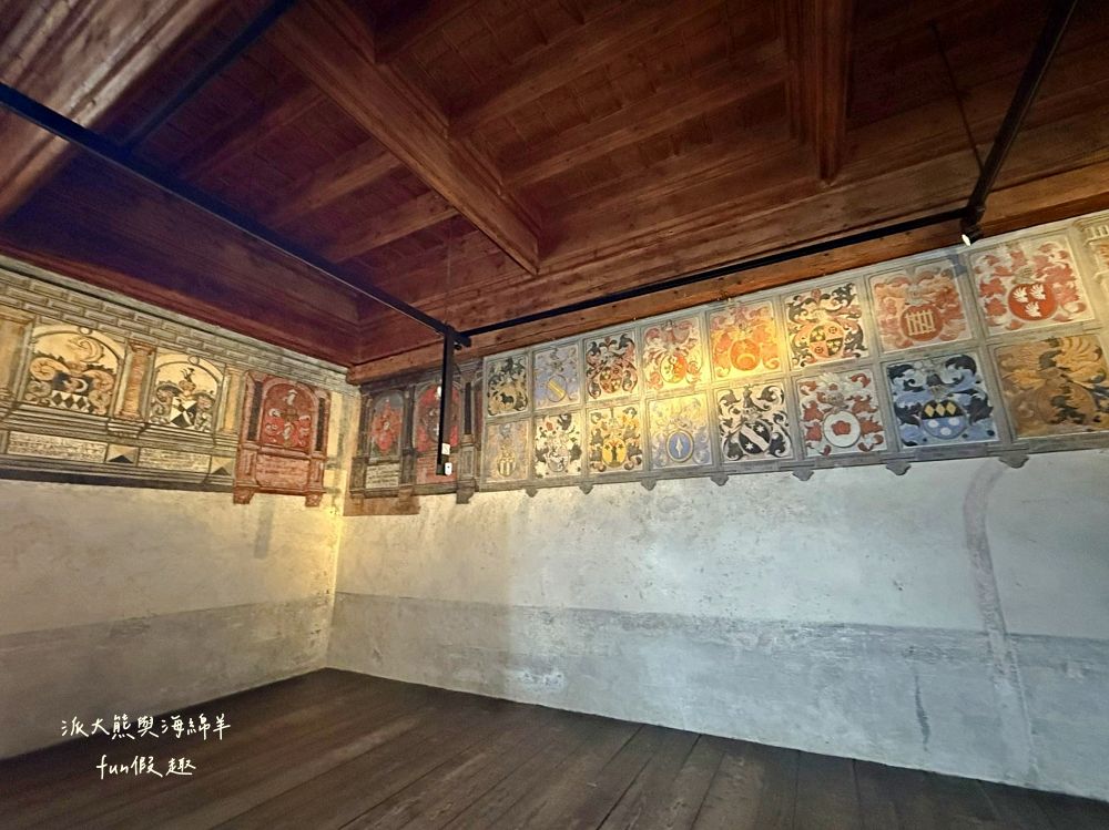西庸堡Château de Chillon瑞士蒙特勒︱漂浮在日內瓦湖上的中世紀童話古堡！是皇宮還是監獄？走進拜倫筆下的詩意與哀愁（含交通攻略）～春季德瑞13日夢幻跟團︱DAY5-3