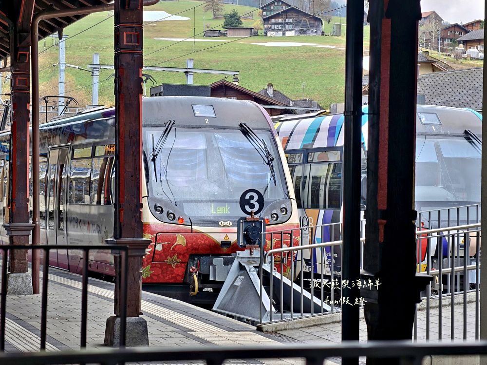 黃金列車（GoldenPass Line）初體驗︱瑞士景觀列車穿梭雲霧仙境，從蒙特勒（Montreux）出發的浪漫鐵道之旅～春季德瑞13日夢幻跟團︱DAY5-4