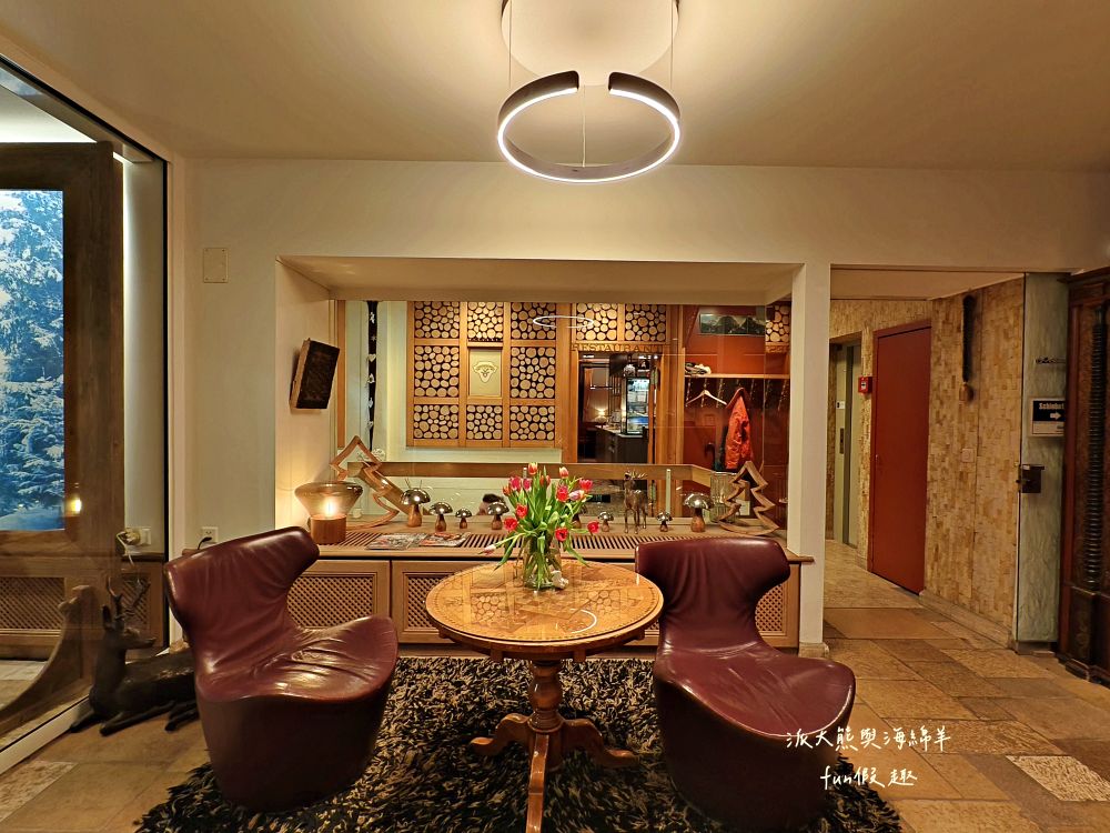 Hotel Kreuz & Post︱格林德瓦Grindelwald火車站出來就到!入住少女峰童話山城,連泊兩晚享受艾格峰景觀與道地美食~春季德瑞13日夢幻跟團︱DAY5-5 - 第11張圖 Hotel Kreuz & Post︱格林德瓦Grindelwald火車站出來就到!入住少女峰童話山城,連泊兩晚享受艾格峰景觀與道地美食~春季德瑞13日夢幻跟團︱DAY5-5