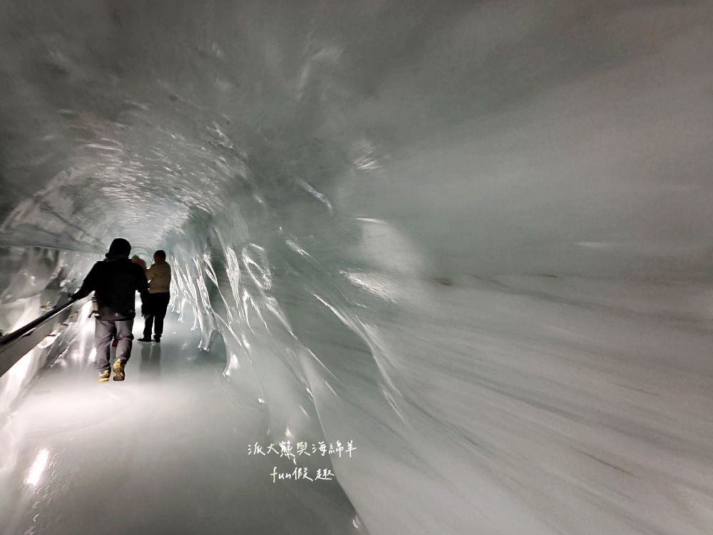 少女峰Jungfraujoch︱必逛夢幻天然冰宮、Aletsch景觀餐廳，世界最高Lindt巧克力與隱藏版紀念咖啡杯、限定少女峰Shot杯大公開！春季德瑞13日夢幻跟團～DAY6-3