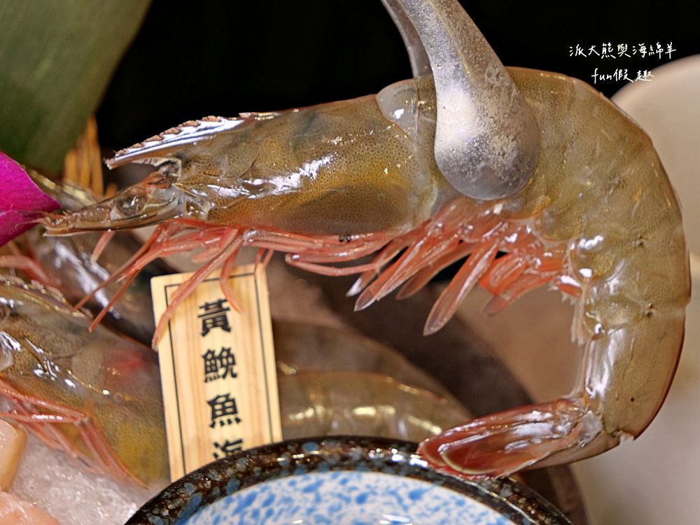 澎漁海味.壽司.鍋物｜草屯澎漁搬新家：200席寬敞空間，好停車日式禪風旗艦店！產地直送黃鮸魚海鮮總匯x日本A5和牛板腱，內行人才懂的「火鍋店吃壽司」！