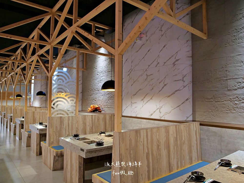 澎漁海味.壽司.鍋物｜草屯澎漁搬新家：200席寬敞空間，好停車日式禪風旗艦店！產地直送黃鮸魚海鮮總匯x日本A5和牛板腱，內行人才懂的「火鍋店吃壽司」！