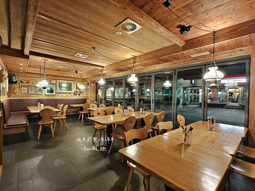 Bebbis Restaurant︱在艾格峰山腳下吃火鍋！格林德瓦「瑞士火鍋Fondue」初體驗！（起司、炸肉、巧克力三鍋一次滿足）︱春季德瑞13日夢幻跟團︱DAY6-5～
