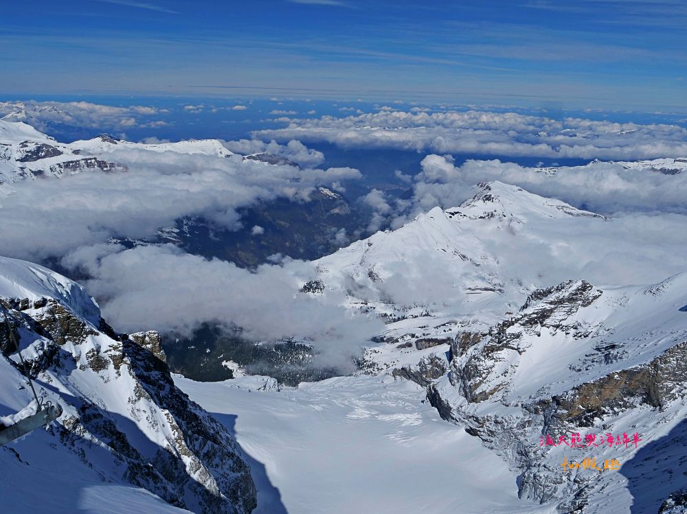 少女峰Jungfraujoch︱Plateau展望台&Sphinx Terrace天文台，一生必去一次歐洲之巔！海拔3,454公尺的銀白樂園，360度環視阿爾卑斯山絕景～春季德瑞13日夢幻跟團︱DAY6-2