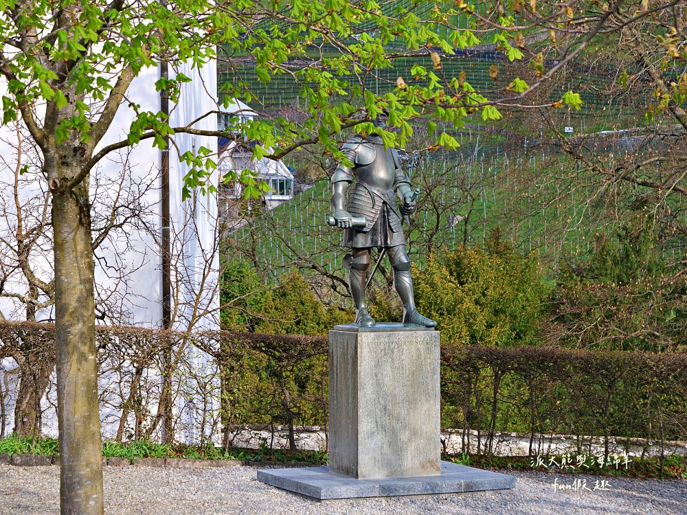圖恩湖 Thunersee︱揮別少女峰！阿爾卑斯山的藍寶石：欣賞圖恩湖絕美湖光，從施皮茨前往策馬特的浪漫轉場（含交通資訊） ～春季德瑞13日夢幻跟團︱DAY7-1