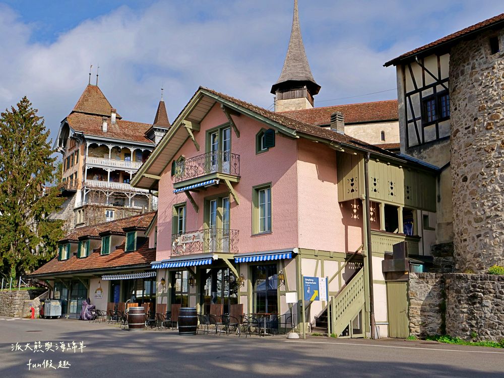 圖恩湖 Thunersee︱揮別少女峰！阿爾卑斯山的藍寶石：欣賞圖恩湖絕美湖光，從施皮茨前往策馬特的浪漫轉場（含交通資訊） ～春季德瑞13日夢幻跟團︱DAY7-1