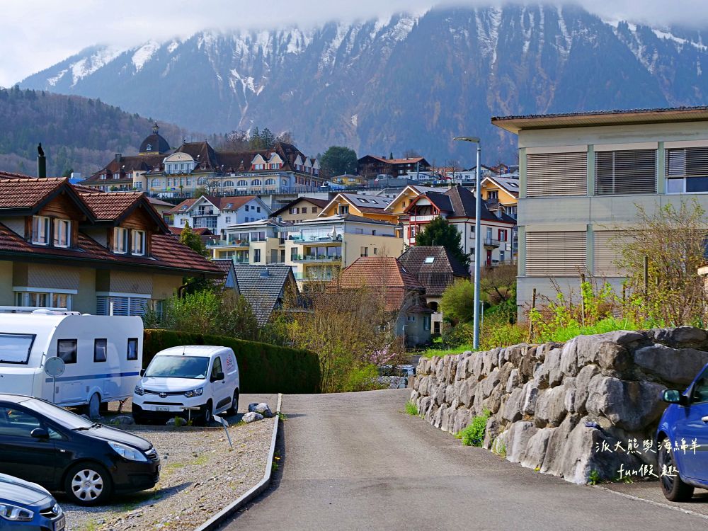 圖恩湖 Thunersee︱揮別少女峰！阿爾卑斯山的藍寶石：欣賞圖恩湖絕美湖光，從施皮茨前往策馬特的浪漫轉場（含交通資訊） ～春季德瑞13日夢幻跟團︱DAY7-1