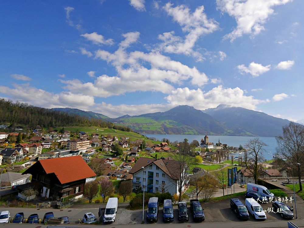 圖恩湖 Thunersee︱揮別少女峰！阿爾卑斯山的藍寶石：欣賞圖恩湖絕美湖光，從施皮茨前往策馬特的浪漫轉場（含交通資訊） ～春季德瑞13日夢幻跟團︱DAY7-1